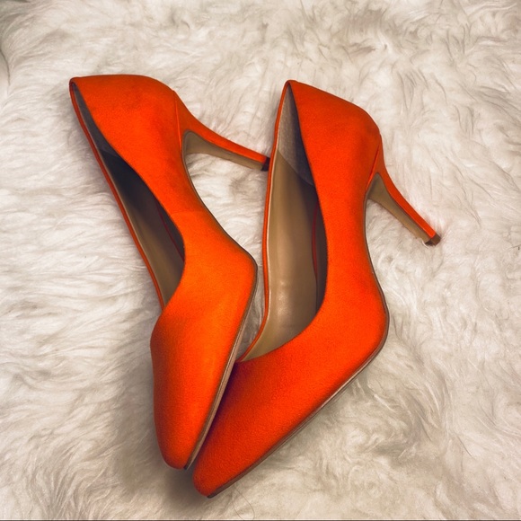 NWOT✨ International Concepts Orange Suede Pumps - Picture 2 of 6